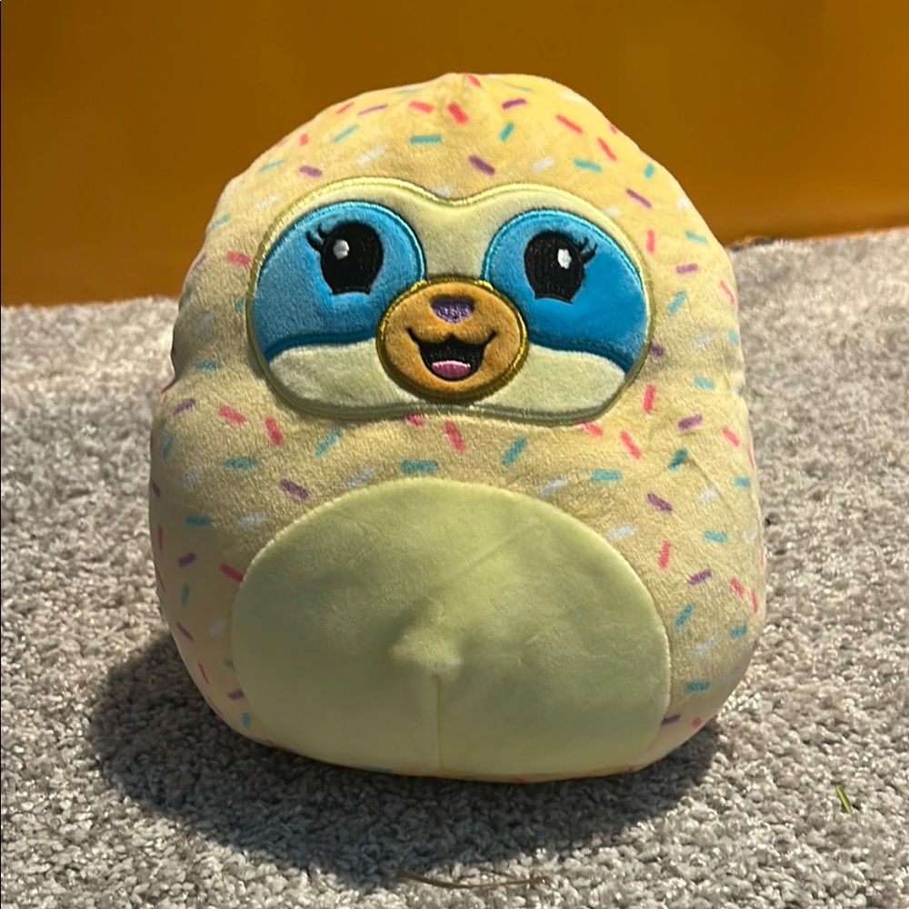 Buzz the Sloth 9” - Mystery series Squishmallow